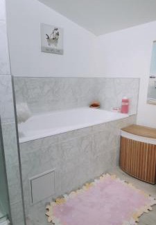 Mauges-sur-Loire Appartement | Studio Propre et Cosy