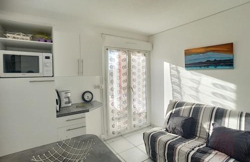 Lamalou-les-Bains Appartement | Studio rénové avec balcon, animaux acceptés, wifi, à 650m des Thermes - FR-1-451-92