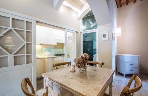 Radicondoli Appartement | Studio "Radicondoli" avec balcon et Wi-Fi