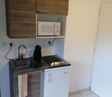 Vaugneray Appartement | studio refait a neuf avec la fibre