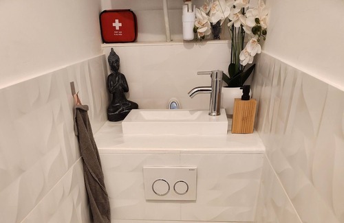 Saint-Assiscle Appartement | Studio Romantique Avec Jacuzzi