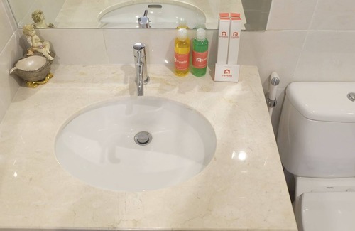 Jakarta Appartement | Studio Room à St. Moritz présidentielle Puri Par Travelio - Jakarta