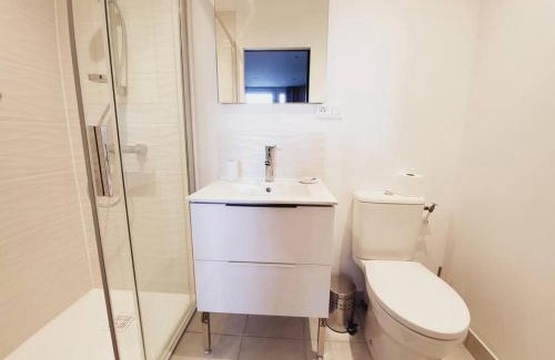 Blaye-les-Mines Appartement | Studio tout confort