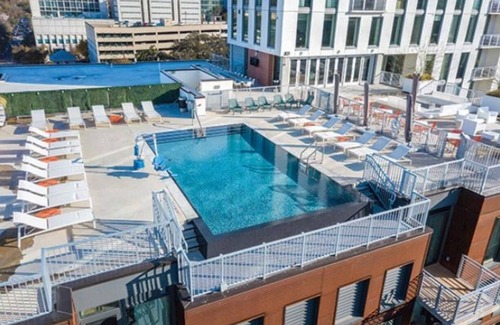 Civic District Copropriété | Studio unit/Austin - Full Kitchen, W/D, Rooftop Pool, & More!