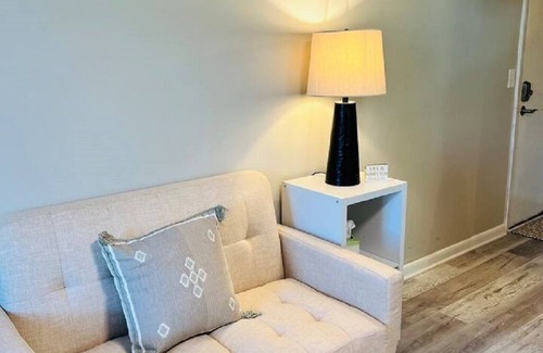 Kouts Appartement | Studio Unit in Kouts/Valparaiso