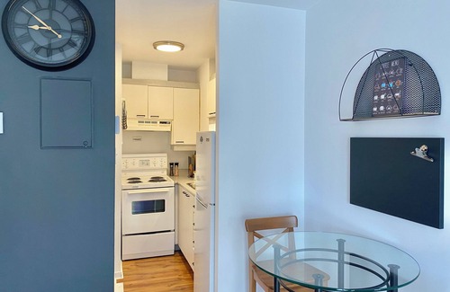 Quartier des Spectacles Appartement | Studio urbain à Ville-Marie – 309, emplacement central à Montréal