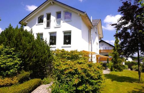 Stryck Appartement | STUDIO 'Villa Edelweiss' de Luxe inkl Wellness-Spa und MeineCardPlus