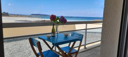 Trevou-Treguignec Appartement | Studio Vue imprenable sur la Mer et les 7 Iles