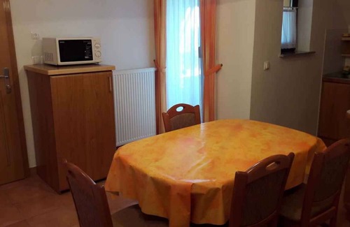 Gorenja Vas pri Smarjeti Appartement | Maison de vacances avec air conditionné et vue panoramique