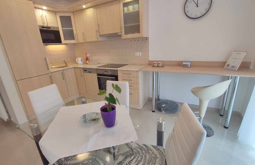 Siofok Aranypart Appartement | Appartement de vacances avec climatisation et parking sur la rive
