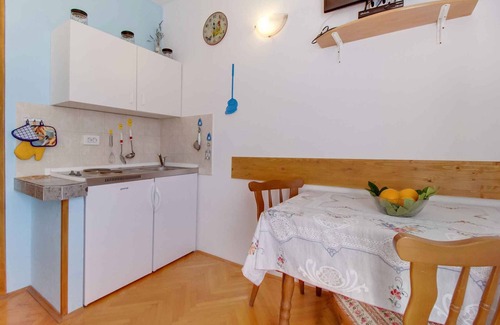 Miholascica Appartement | Apartamento vacacional con aire acondicionado Cerca de la playa