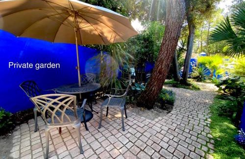 Domino Appartement | Studio with beautiful private garden on the forest in Domino