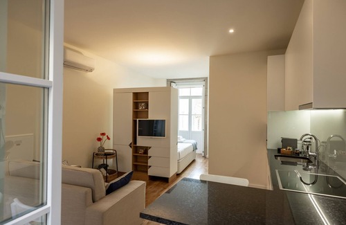 Foz do Douro Appartement | Studio with courtyard, at 3 min walking from the beach and 20 from center by BUS
