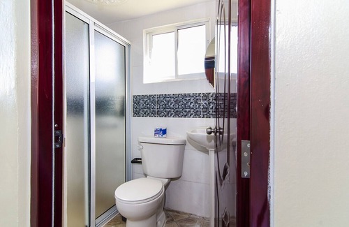 Corales del Sur Hôtel | Studio à prix réduit avec kitchenette complète - Wi-Fi Premium à Santo Domingo Este