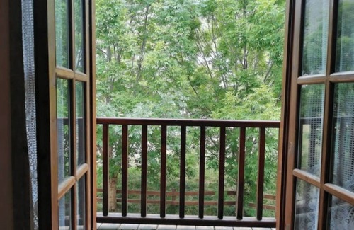 Taull Appartement | Studio with fireplace and double bed - Cosmos 3