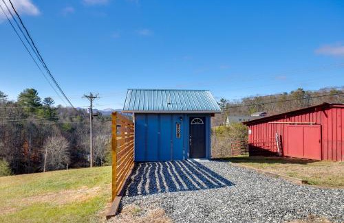 Marshall Appartement | Studio with Loft, Hot Tub and Views in Marshall!