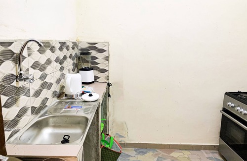 Cococodji Appartement | Studio avec Douche et Cuisine Privé à côté de la plage