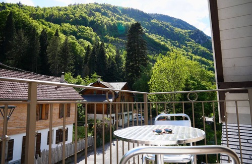Brides-les-Bains Appartement | Studio équipé - lits jumeaux