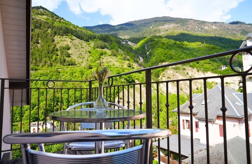 Brides-les-Bains Appartement | Studio équipé - lits jumeaux