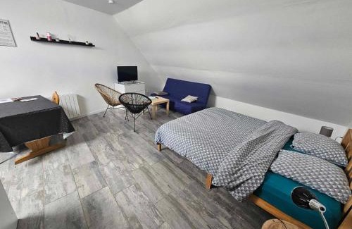 Cuvilly Appartement | Studios du Cèdre