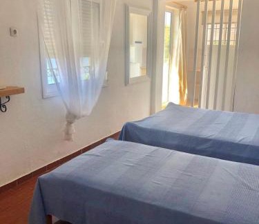 Sarakiniko Appartement | Studios on the beach