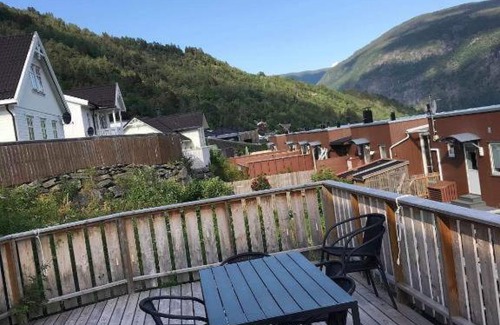 Sogndal Appartement | Stullahaugen 7