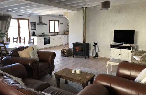 Saint-Martin-de-Gurson Autre | Stunning, 4 ⭐️ relaxing, peaceful, private pool, fishing lake sleeps 18 Dordogne