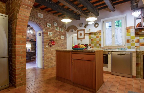 Montopoli in Val d'Arno Villa | Merveilleuse maison de vacances privée avec piscine privée, WIFI, TV, patio et animaux admis