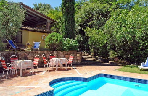Montopoli in Val d'Arno Villa | Merveilleuse maison de vacances privée avec piscine privée, WIFI, TV, patio et animaux admis