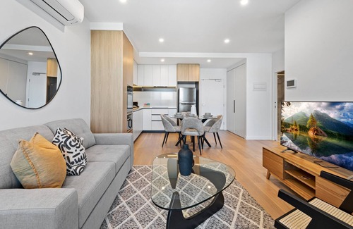 Alphington Appartement | Stunning 1-Bed with City Views and Amenities