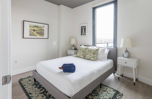 Navy Yard Appartement | Stunning 1 BR in South Capitol Near Metro