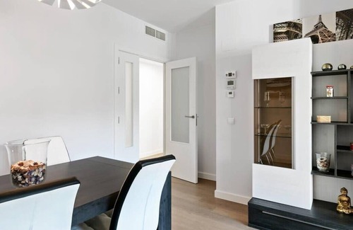San Diego Appartement | Stunning 2 Bed Apt, Sleeps 4 nr Adelfas