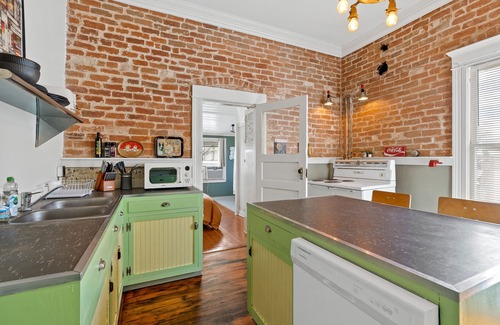 Barrio Santa Rosa Maison | Stunning 2Bd in Vintage Barrio Home - Unique Stay!