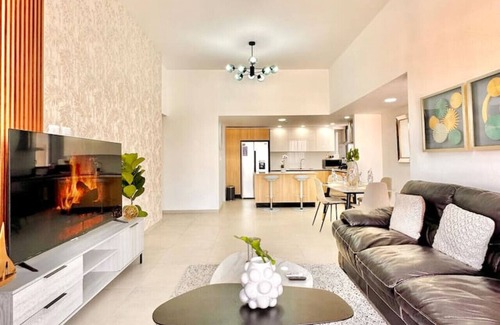Viejo Arroyo Hondo Appartement | Stunning 2BR Condo, Gym, Pool