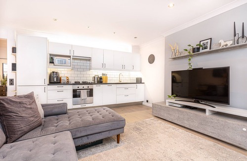 Kilburn Appartement | Stunning 2BR Flat w/private Garden, Kilburn