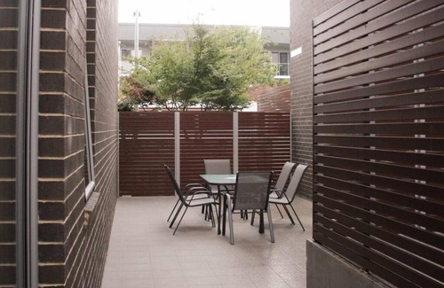 Queanbeyan East Appartement | Stunning 2brm Apartment Close to Canberra