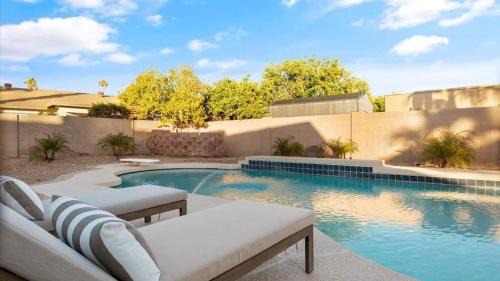 Villa La Playa Maison | Stunning 3-Bdrm in Great location wPool
