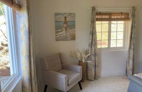 Union Vale Villa | Stunning 3BR Villa - Friendship Bay View & Balcony
