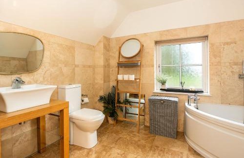 Enstone Maison | Stunning 3BD Oxfordshire Cottage in Enstone