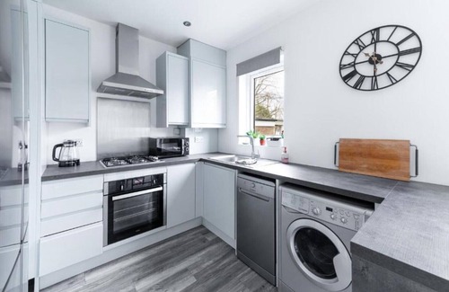 Arnos Grove Maison | Stunning 3BDR house with free parking