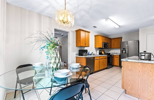Buckner Terrace - Everglade Park Maison | stunning 4-bedroom house, only 10 minutes from downtown Dallas!