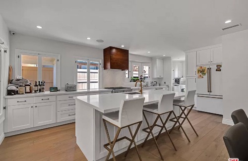 La Brea Maison | Stunning 4BR w/Pool in West Hollywood - 5 Min Walk to The Grove