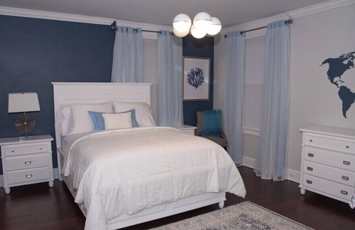 Elizabeth Maison | Stunning 5 BdRm/3 Bth Home near EWR Airport , Mins. from Times Square & Shopping