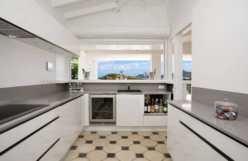 Nettle Bay Villa | Le Mas des Sables - 3 Bedroom - 5 minute walk to Baie Rouge Beach
