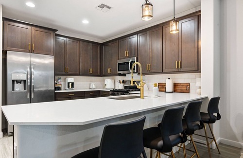 Queen Creek Maison | Stunning 5BR Home w/ Heated Pool!