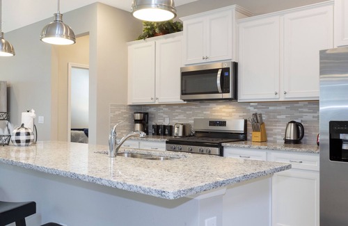 Loughman Maison | Stunning 6Bd w/ Pool Near Disney @ Solterra 7211