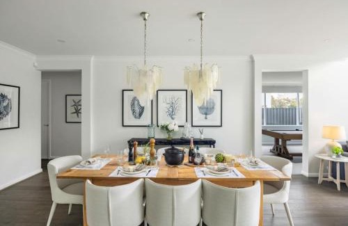 Rochedale Maison | Stunning and Luxurious 4-Bedroom Mansion at Rochedale