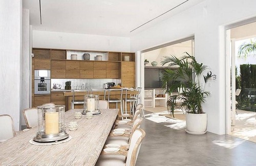 Palma de Mallorca Villa | Stunning and luxurious villa