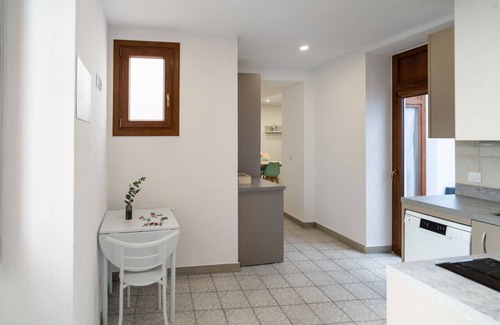 San Francisco-Ribera Appartement | Stunning Andalusian Oasis with Terrace & Pool