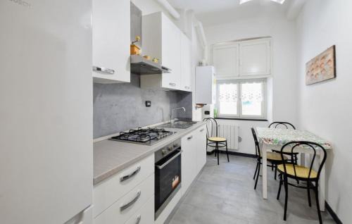 Foce Appartement | Stunning Apartment In Genova With Wifi